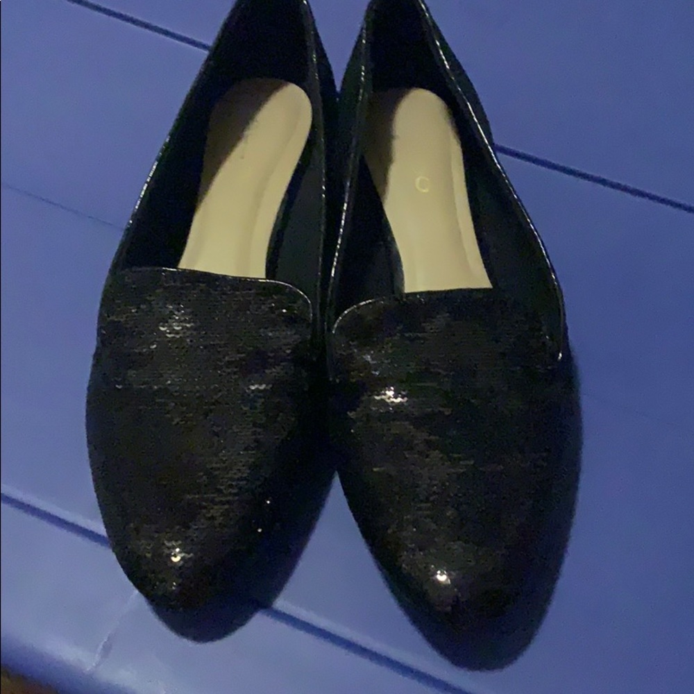 Great condition Aldo black sparkle flats 8